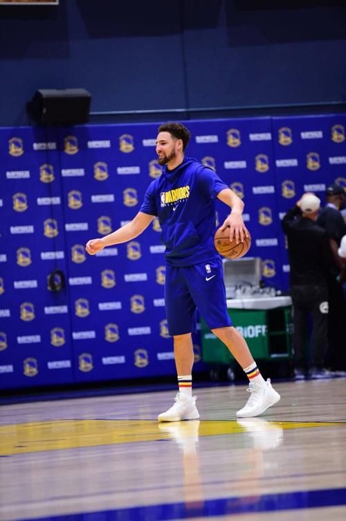 克莱汤普森：NBA极佳后卫